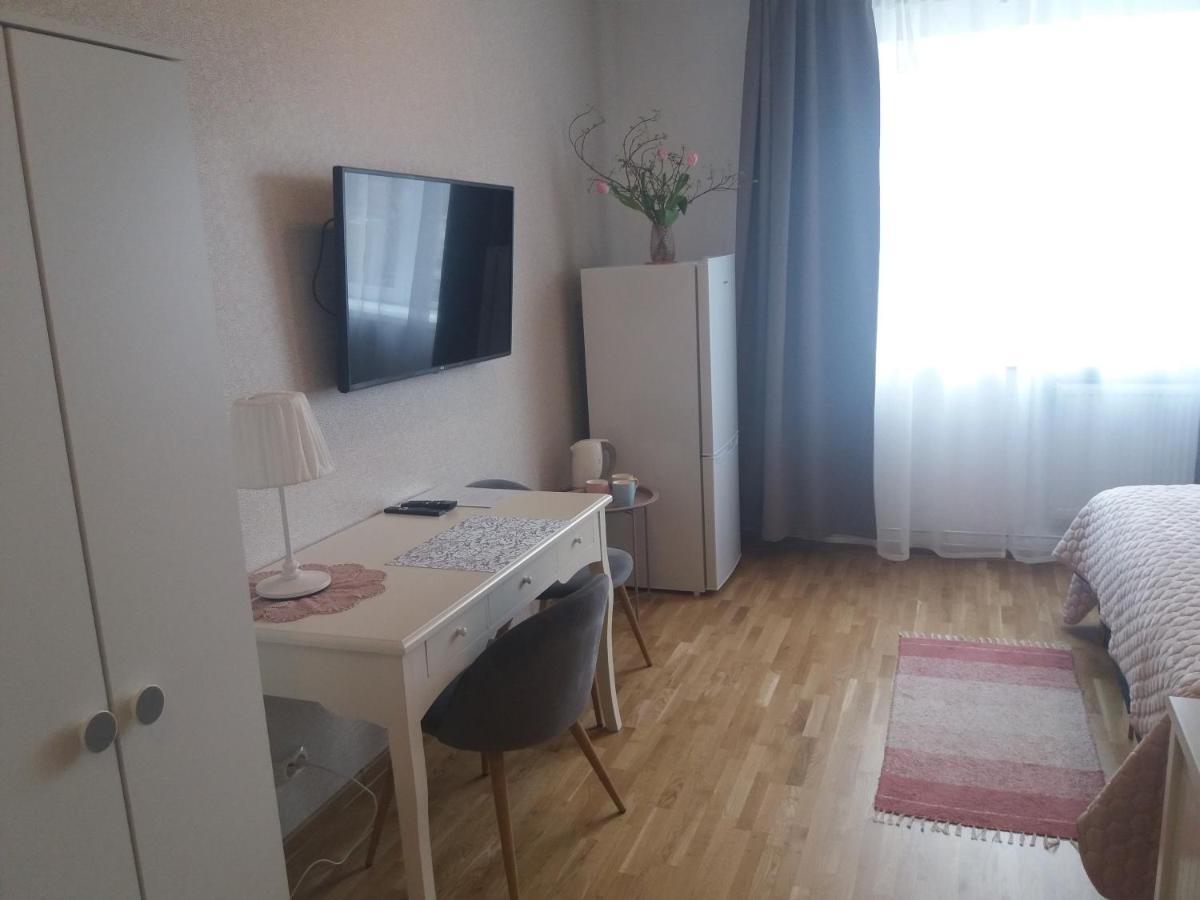 Nurmbergi Maja Hostel Viljandi  Bagian luar foto